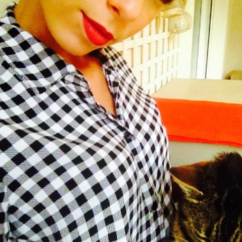 Profil de Neha, 24 ans, Rencontre milf à Sainte-Ode (Luxembourg)